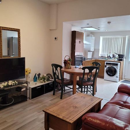 Nice Single Bedroom Near Qmc Nottingham Extérieur photo